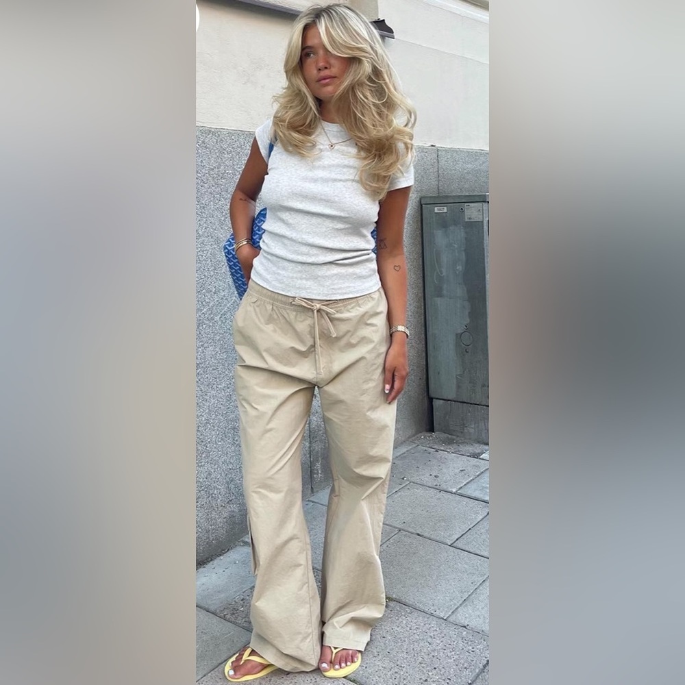 Djerf Avenue Sporty Pants Sand 🤎